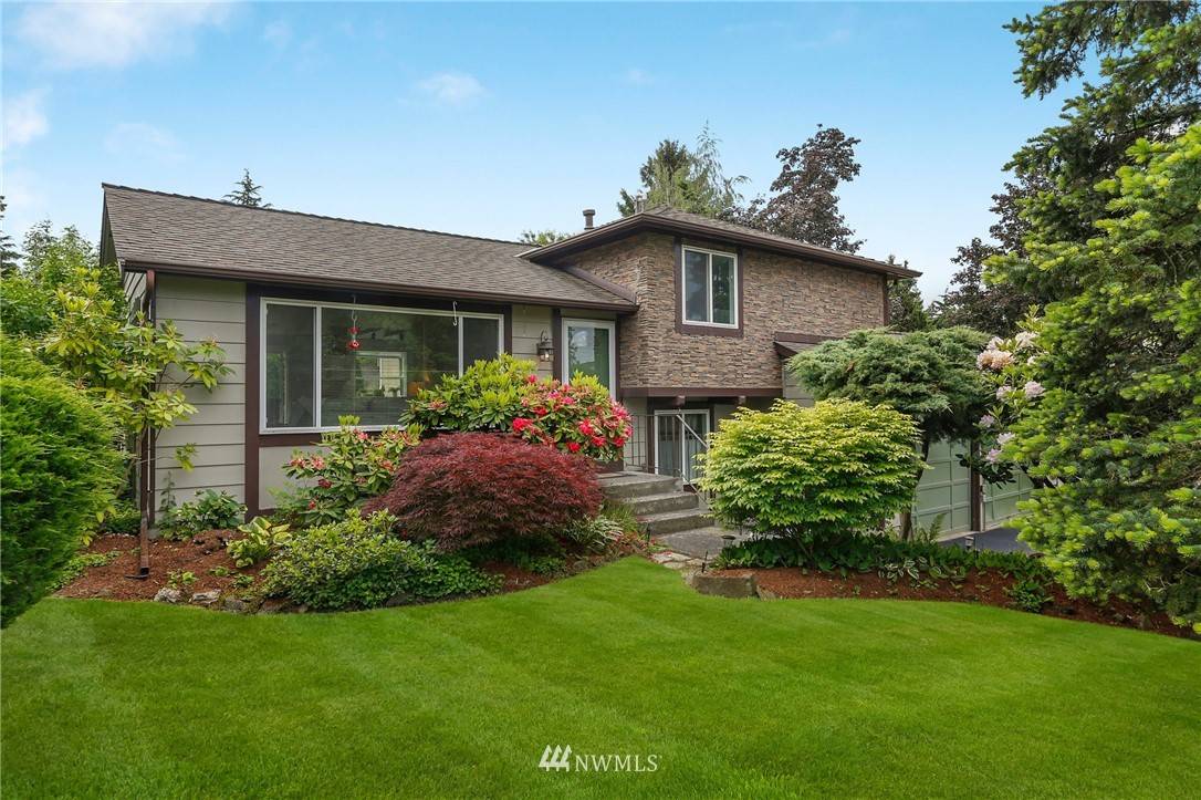 12703 NE 142nd CT, Kirkland, WA 98034