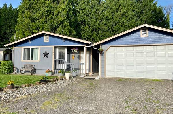 160 Steelhead DR, Mossyrock, WA 98564