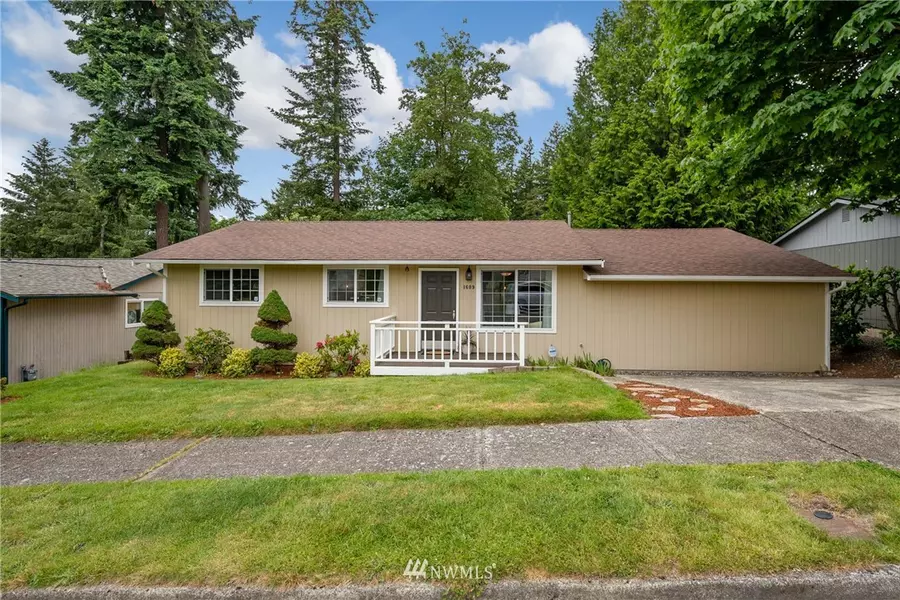 1609 Shelton AVE NE, Renton, WA 98056