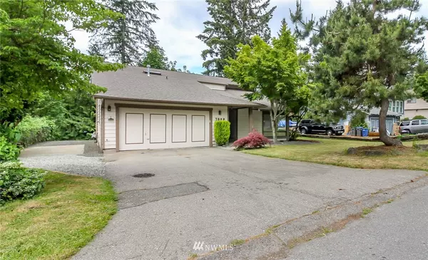 Bremerton, WA 98311,7925 Forest Ridge DR NE