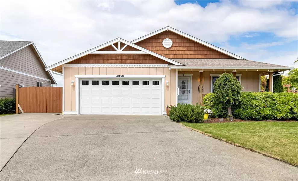 4838 Starfish LN, Blaine, WA 98230