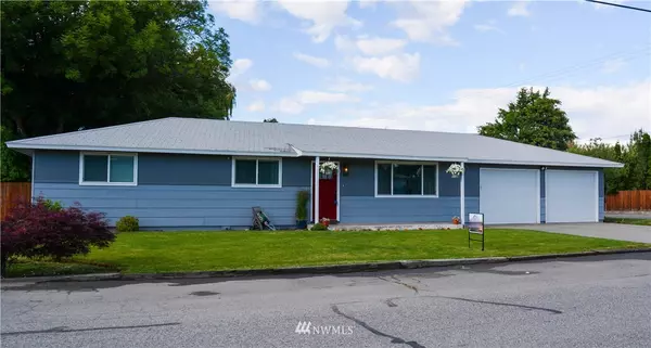 557 E Dewberry, Omak, WA 98841
