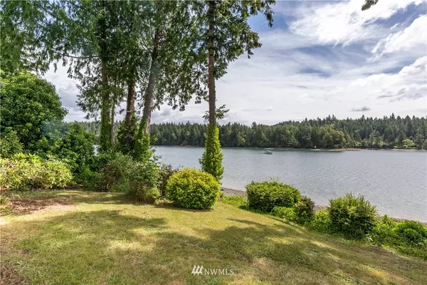 11615 46th ST SW, Longbranch, WA 98351