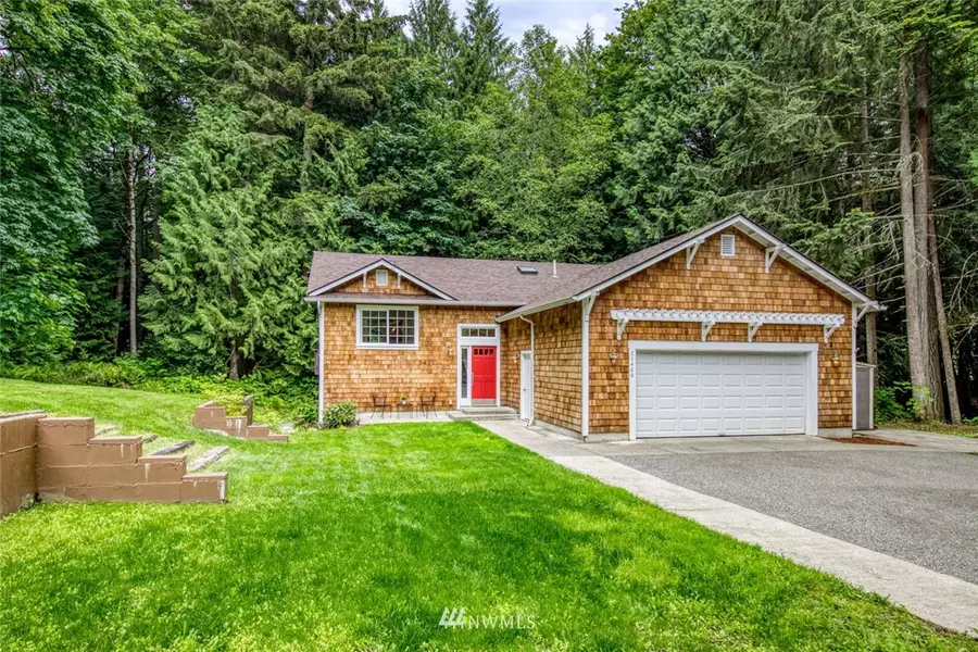 21460 Sugarplum DR NE, Poulsbo, WA 98370