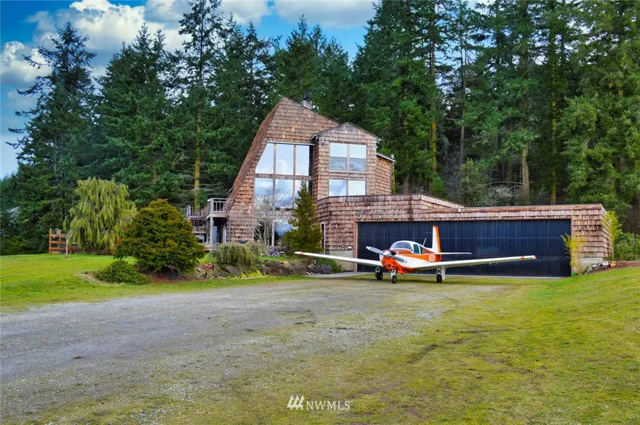 405 Blossom LN, Port Townsend, WA 98368