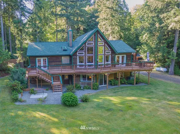 11058 Harland LN SE, Port Orchard, WA 98367