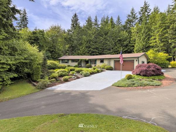 4342 W Cloquallum RD, Shelton, WA 98584