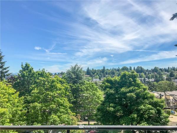 2947 76th AVE SE #92-C, Mercer Island, WA 98040