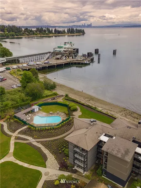 428 Harborview DR SE, Bainbridge Island, WA 98110