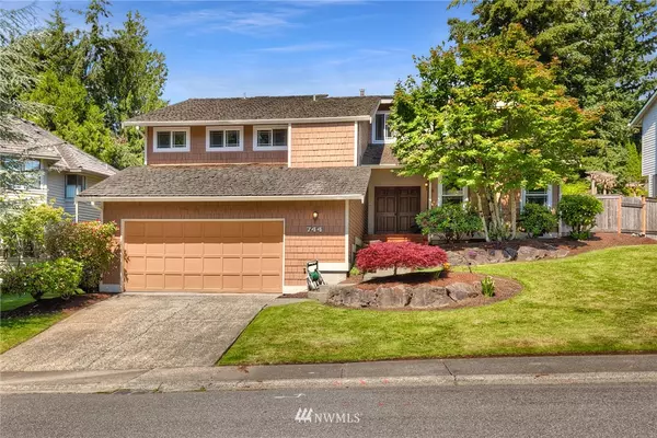 744 SW 327th ST, Federal Way, WA 98023