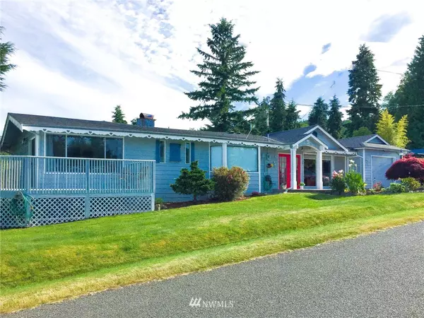 41 W Maple ST, Port Ludlow, WA 98365