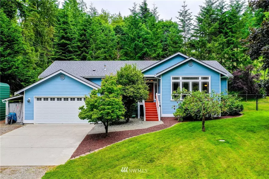 7995 SE Culver ST, Olalla, WA 98359