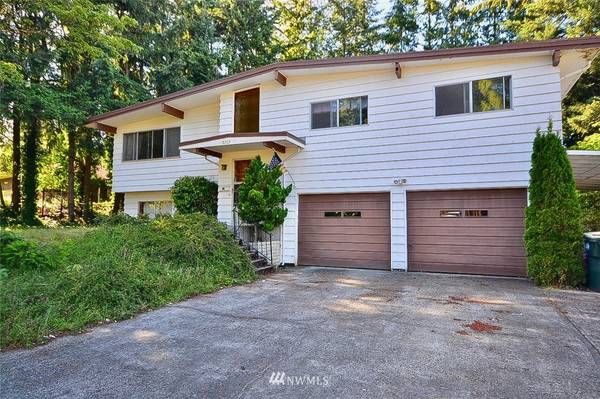 3023 Carpenter LOOP SE, Olympia, WA 98503