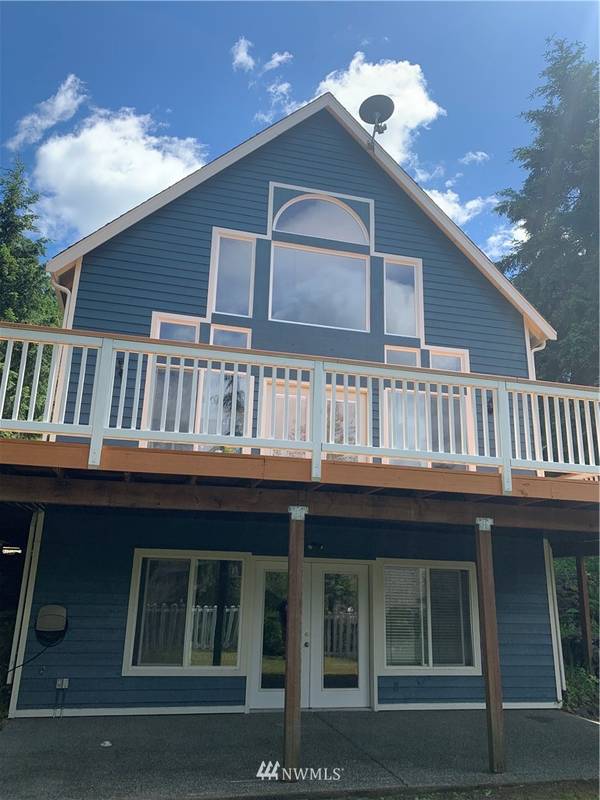 110 E Glacier Crest, Grapeview, WA 98546