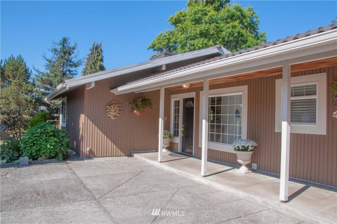 11624 SE 234th ST, Kent, WA 98031
