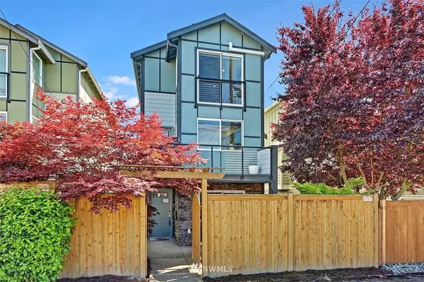 911 NW 51st ST, Seattle, WA 98107
