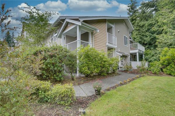 5400 Harbour Point Blvd #C204, Mukilteo, WA 98275