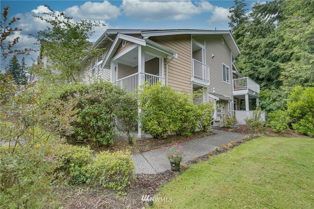 5400 Harbour Point Blvd #C204, Mukilteo, WA 98275