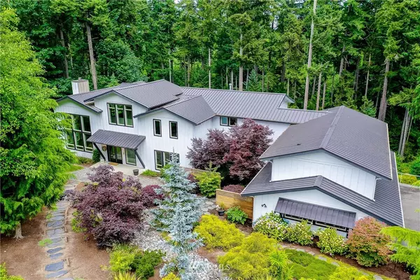 7080 Ridge LN NE, Bainbridge Island, WA 98110