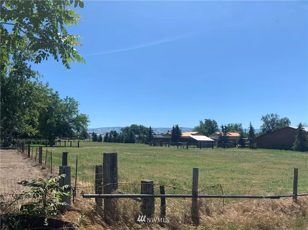 Walla Walla, WA 99362,839 Newtown RD