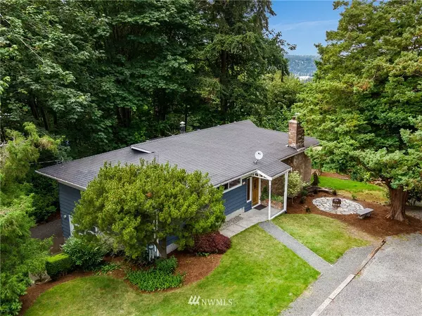 7832 NE 156th ST, Kenmore, WA 98028