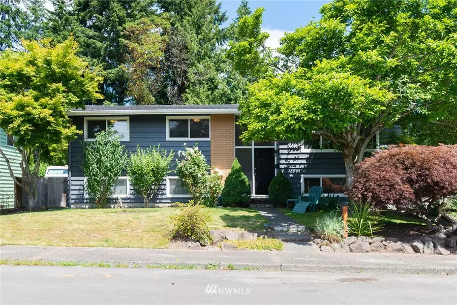 7103 229th ST SW, Mountlake Terrace, WA 98043