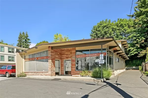 9020 Greenwood AVE N, Seattle, WA 98103