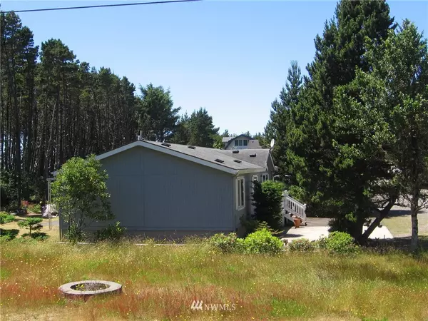 Ocean Park, WA 98640,1224 232nd LN