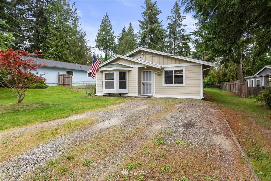 7237 E Polk AVE, Port Orchard, WA 98366