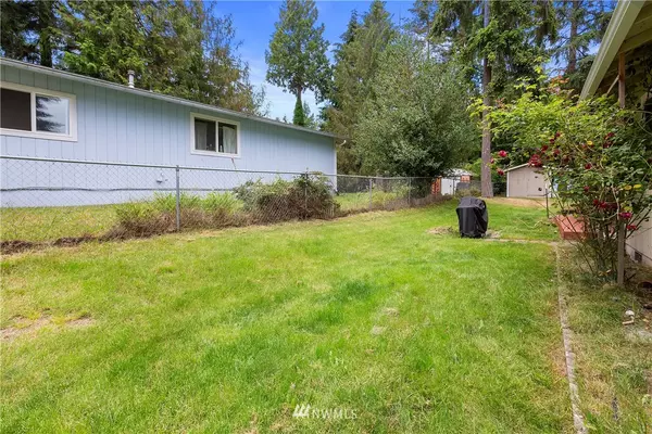 Port Orchard, WA 98366,7237 E Polk AVE