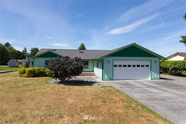 41 Park LN, Sequim, WA 98382