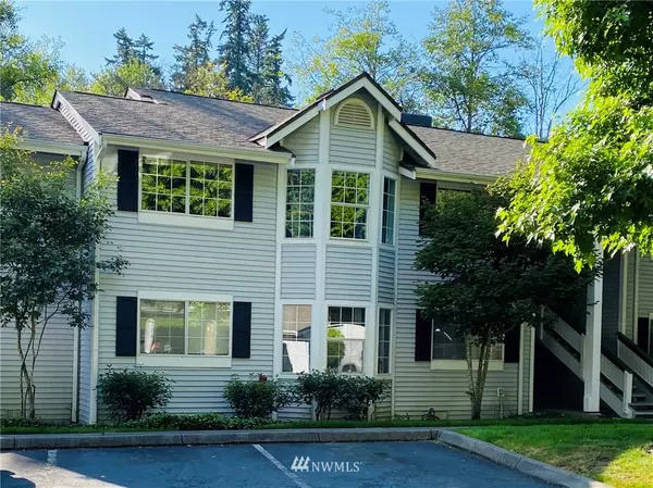23305 Cedar WAY #S201, Mountlake Terrace, WA 98043