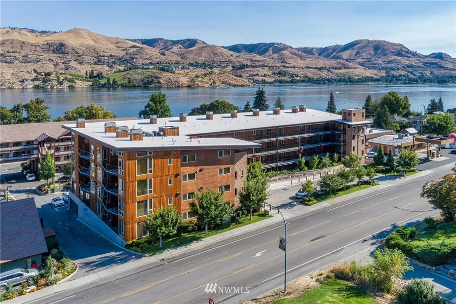 2220 W Woodin AVE #210, Chelan, WA 98816