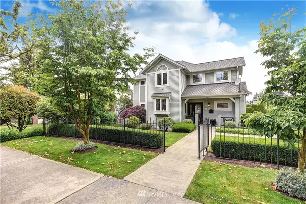 1422 Colby AVE, Everett, WA 98201