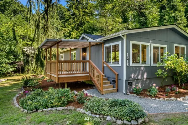 Camano Island, WA 98282,3215 Cherry Tree Lane