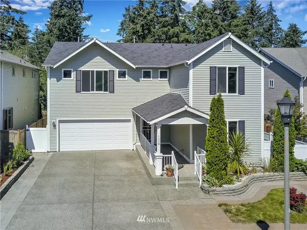 1439 Grant AVE, Dupont, WA 98327