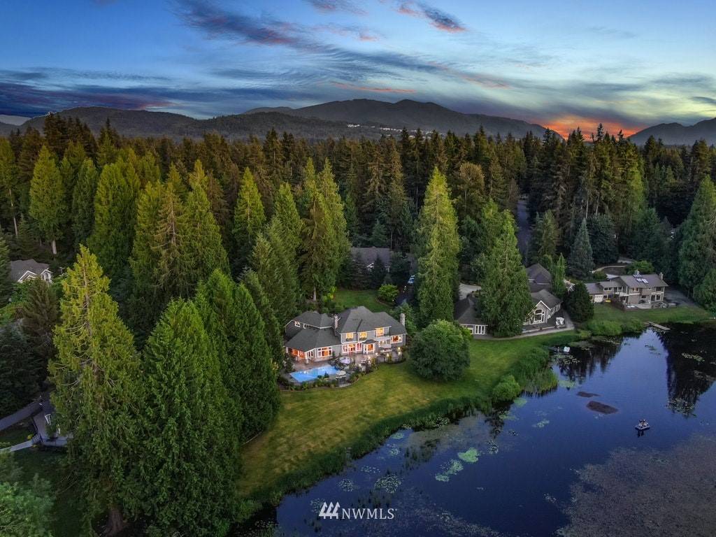 25210 SE 28th ST, Sammamish, WA 98075