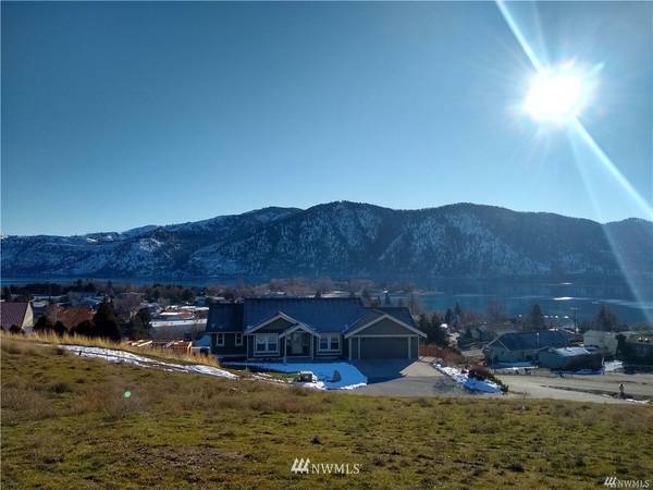 48 Nickel View LN, Manson, WA 98831