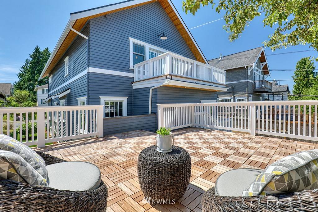 16 Smith ST, Seattle, WA 98109
