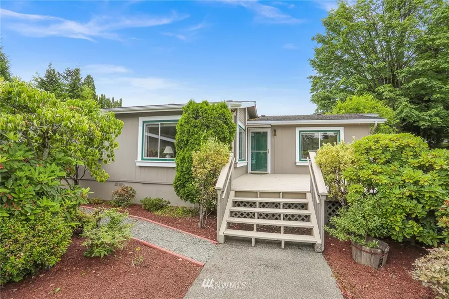 17219 119th AVE NE, Bothell, WA 98011