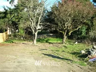 1 XXX Marlow, Bremerton, WA 98310