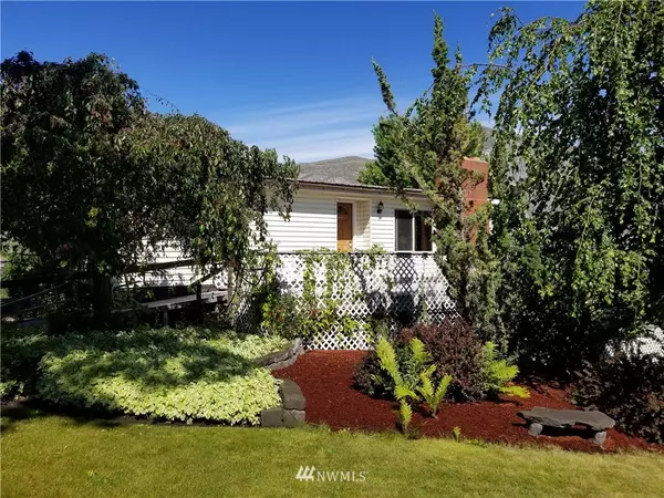 25 Temby RD, Tonasket, WA 98855