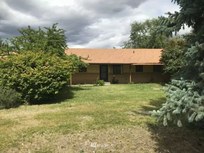 2610 Highland DR, Bridgeport, WA 98813