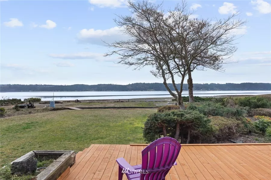 6671 NE North Shore RD, Belfair, WA 98528