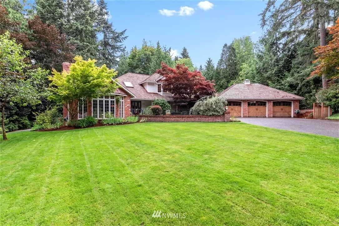 Redmond, WA 98052,16522 NE 135th PL