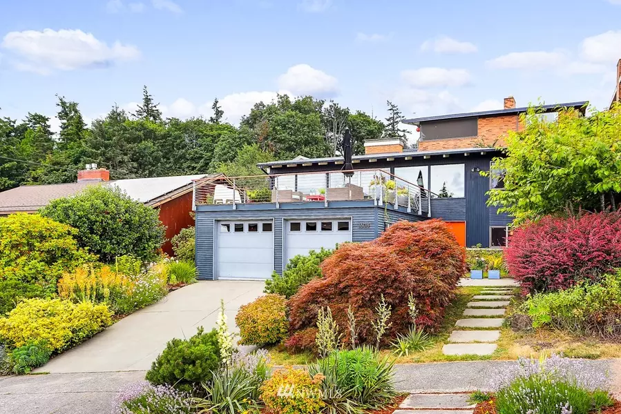 3608 56th AVE SW, Seattle, WA 98116