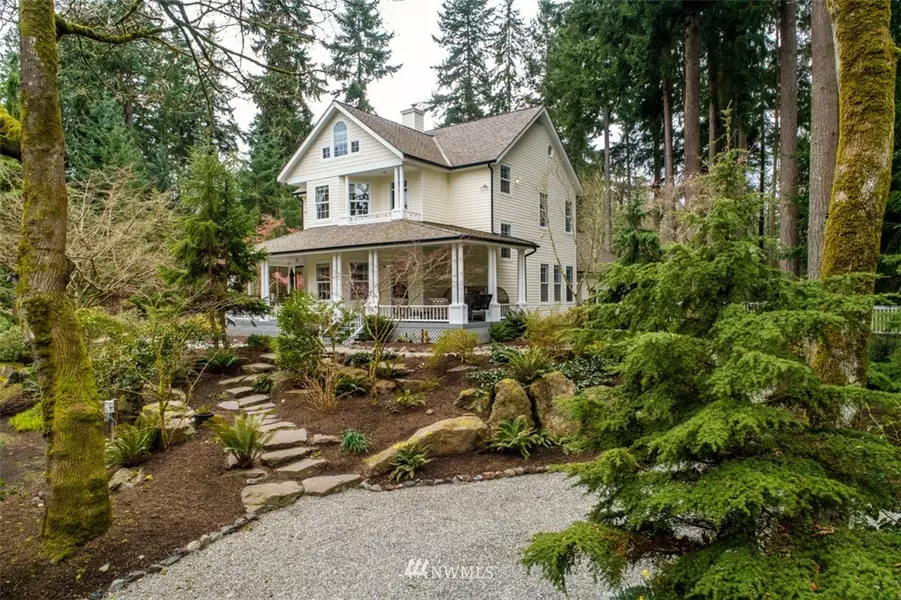 10245 NE SUNRISE PL, Bainbridge Island, WA 98110