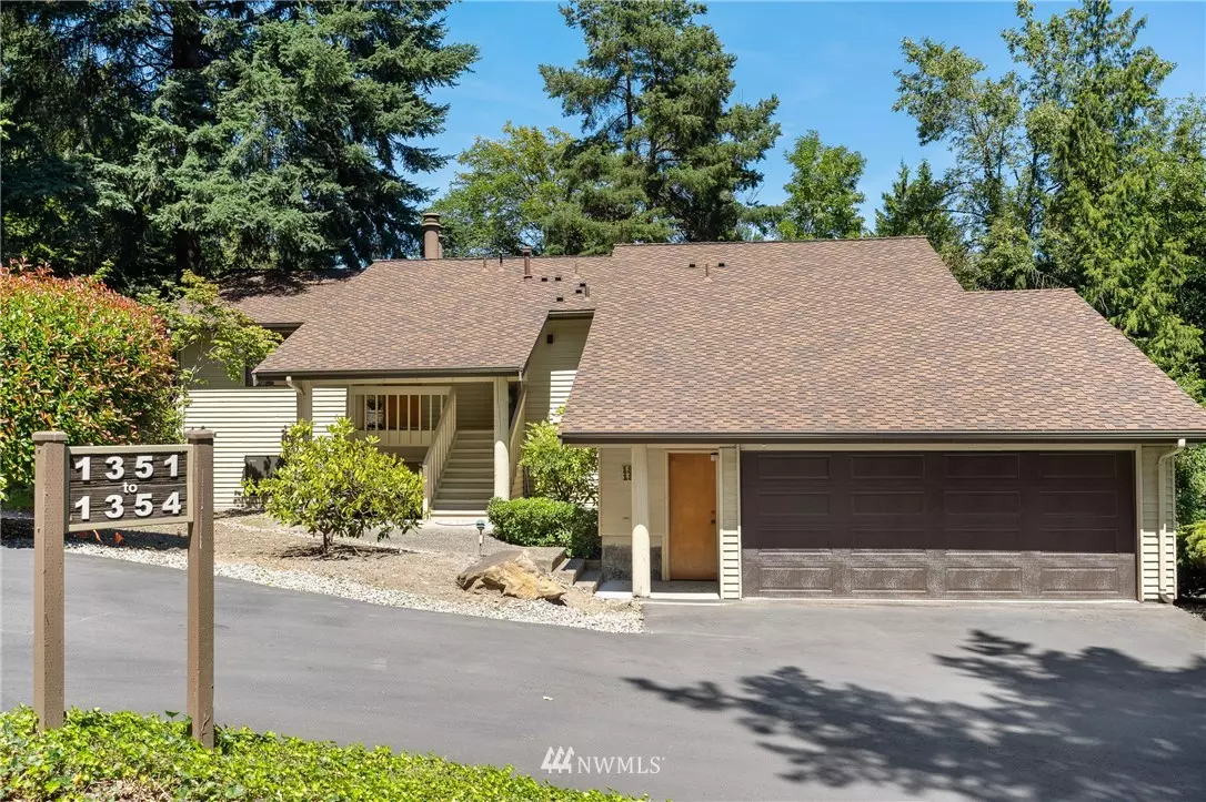 Bellevue, WA 98004,1351 Bellefield Park LN #1351