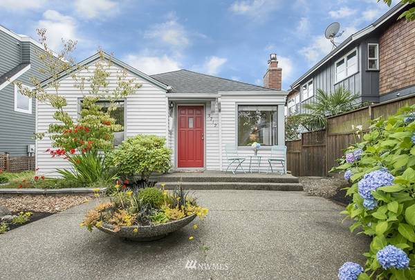 3712 35th AVE SW, Seattle, WA 98126