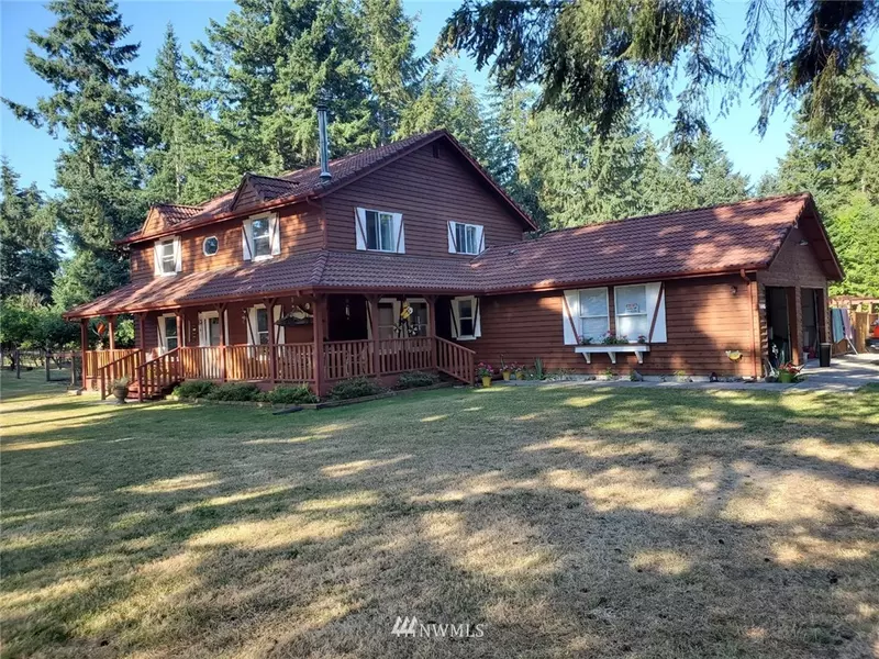 33708 94th Avenue Ct S, Roy, WA 98580